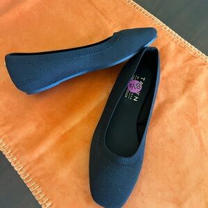 Taryn Rose Black Loafers
